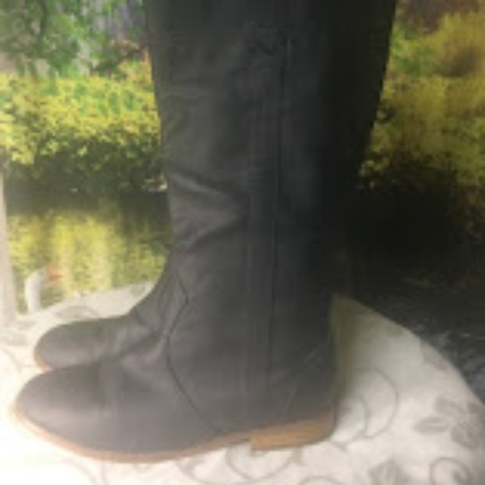 GRAY FOE LEATHER BOOTS